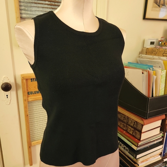 Vintage Black Vest Ribbed Sleeveless Top Richards & Jones - Picture 1 of 6
